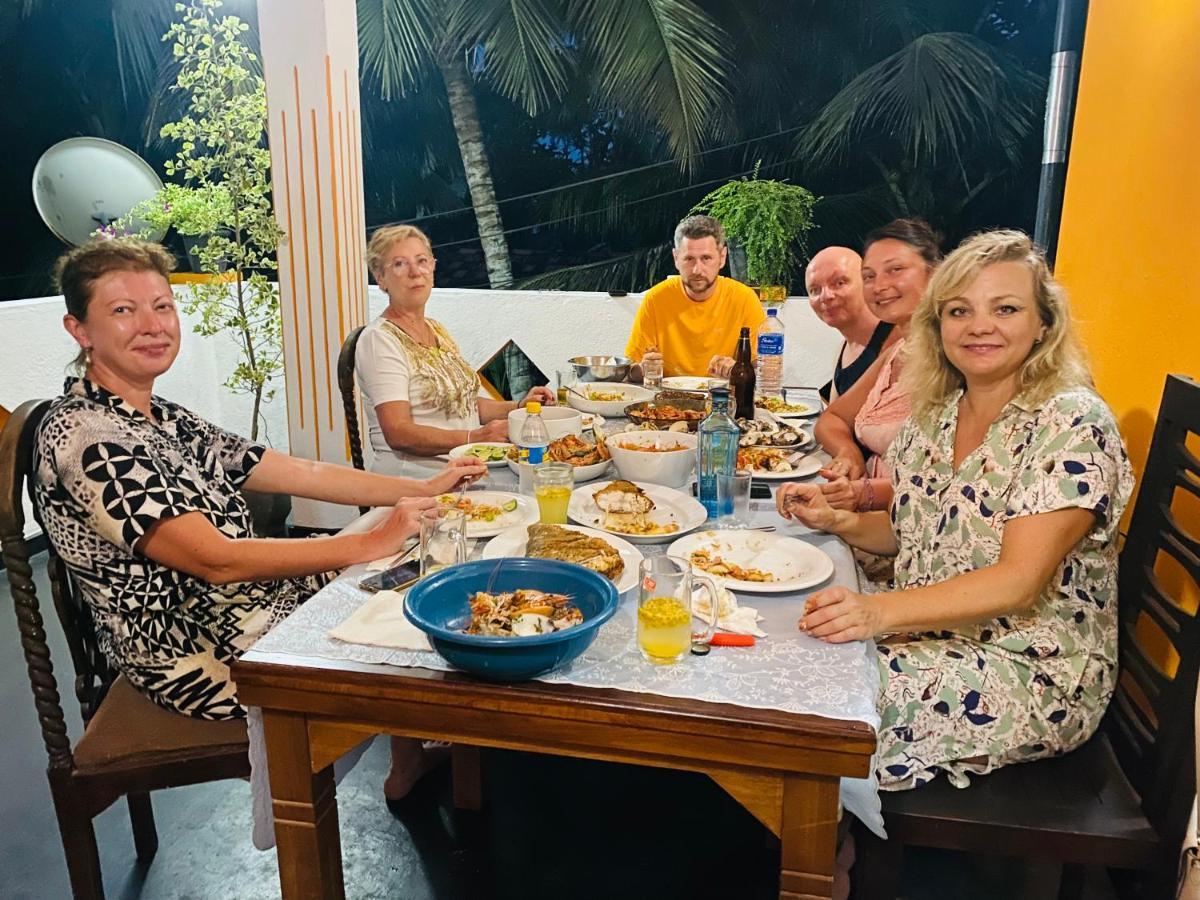 Mali Guest House Hikkaduwa Zewnętrze zdjęcie